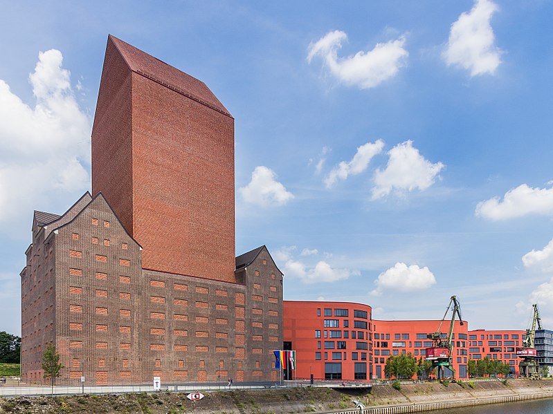 Foto Gebäude Landesarchiv Nordrhein-Westfalen, Abteilung Rheinland am Innenhafen in Duisburg