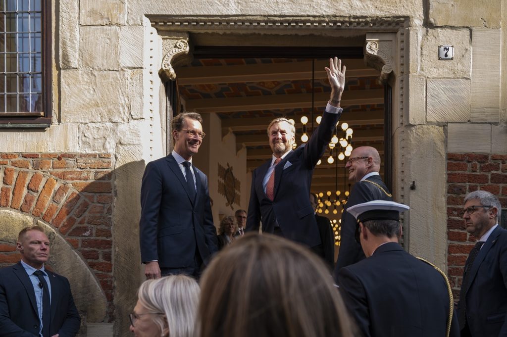 Foto König Willem-Alexander und Ministerpräsident Wüst